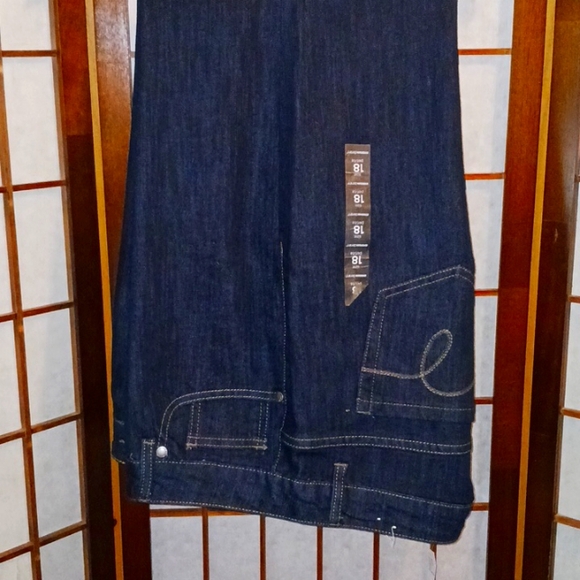 Avenue Denim Jeans - Picture 1 of 8